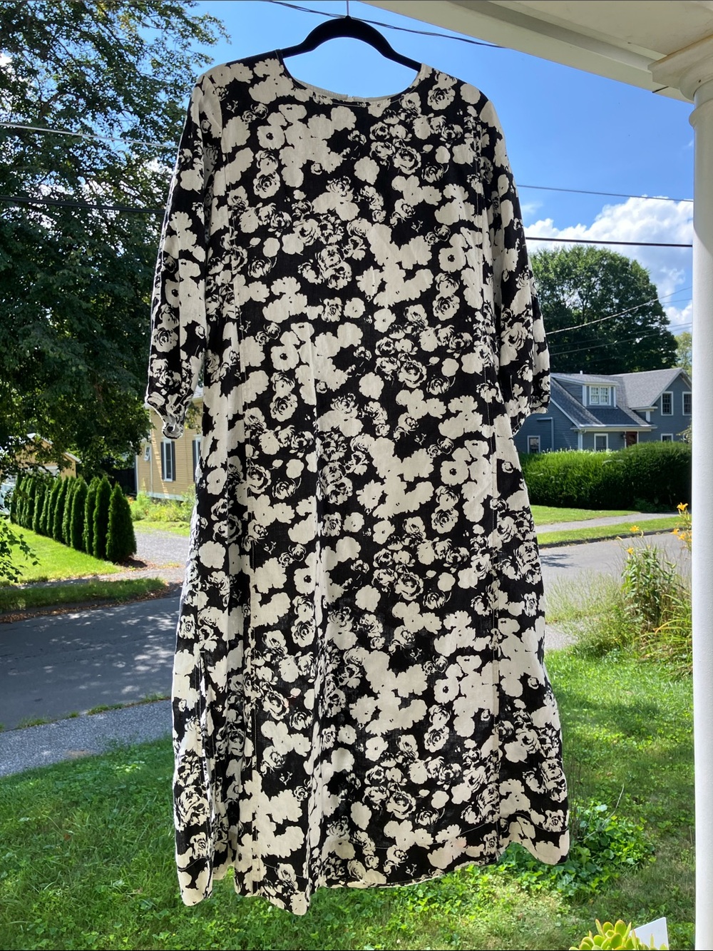 Everlane Black and White Linen Floral Midi Dress